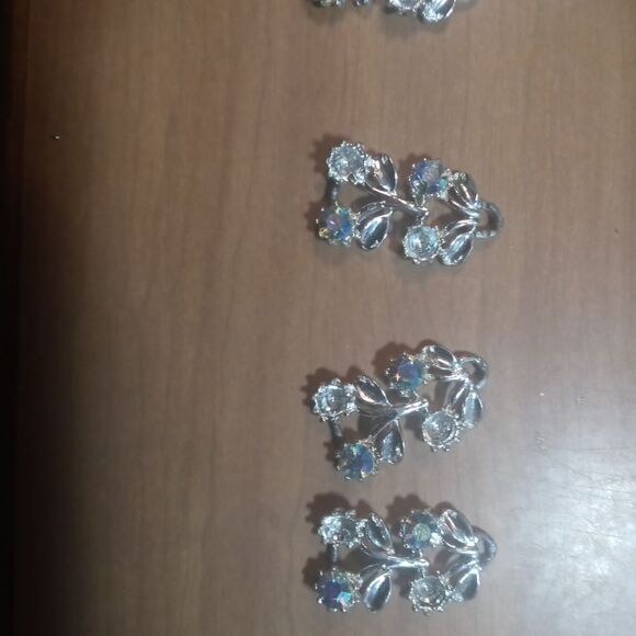 Repurposed earrings - Picture 4 of 5